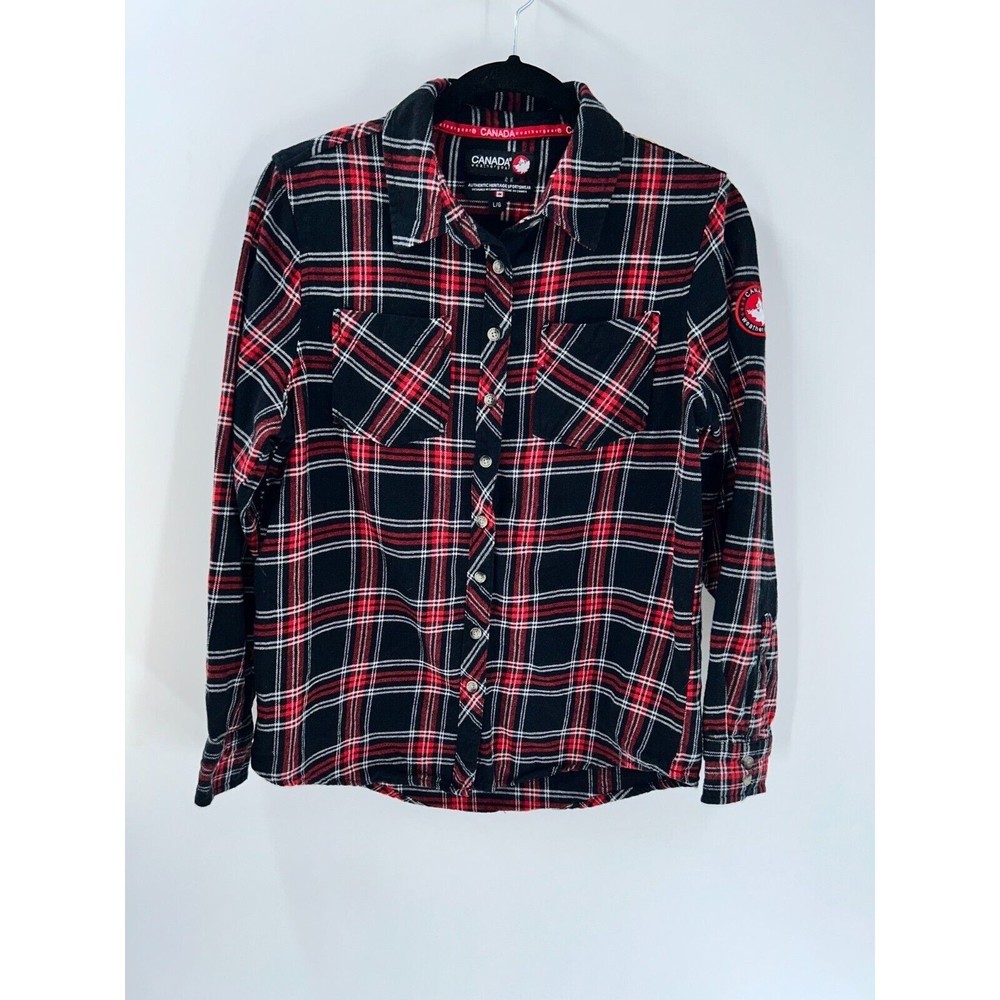 Women's Canada Weather Gear  Two Pocket Plaid Button Up Shirt Size L